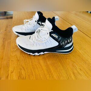 Unitus Basketball Low shoes Judah 1 Low For Us - Black size 7.5 Excellent